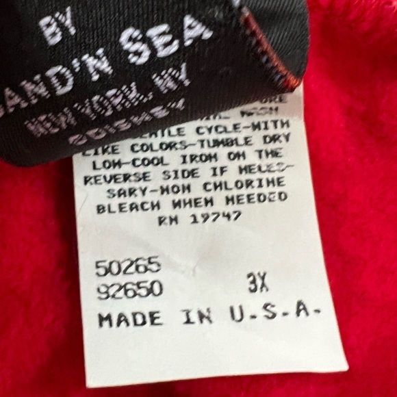 Vintage Mickey Mouse and Minnie Mouse Disney Cartoon Sweatshirt - Picture 5 of 5